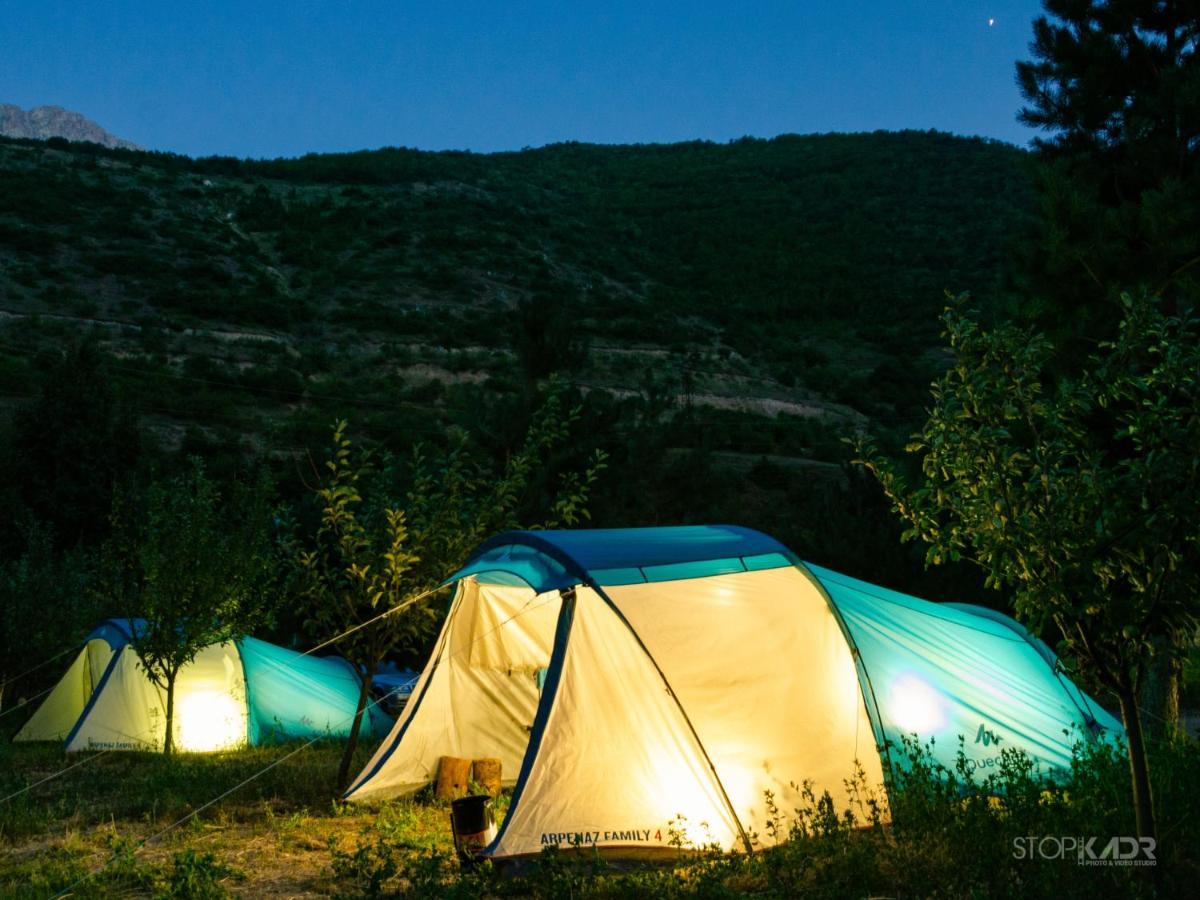 Camp'In Goris Hotel Buitenkant foto