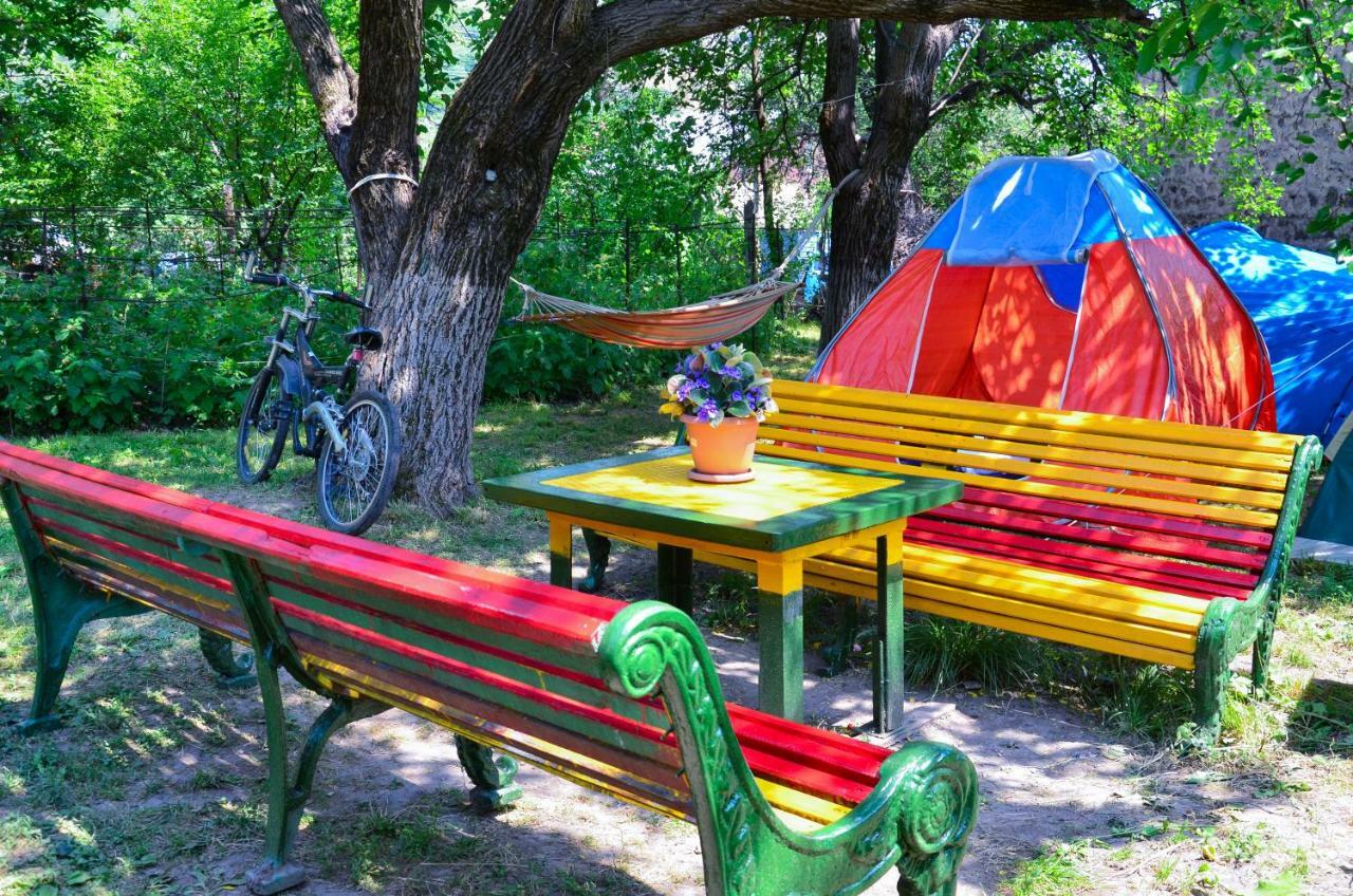 Camp'In Goris Hotel Buitenkant foto