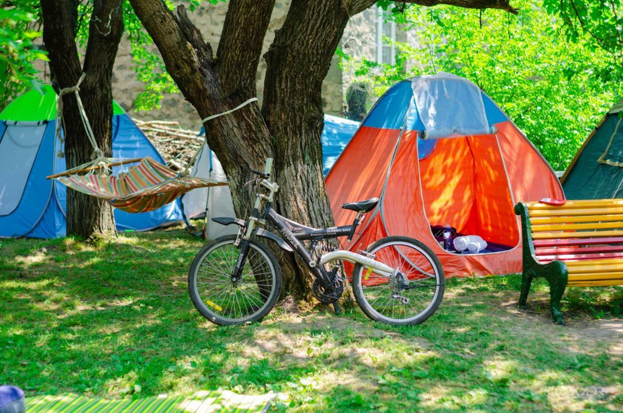 Camp'In Goris Hotel Buitenkant foto
